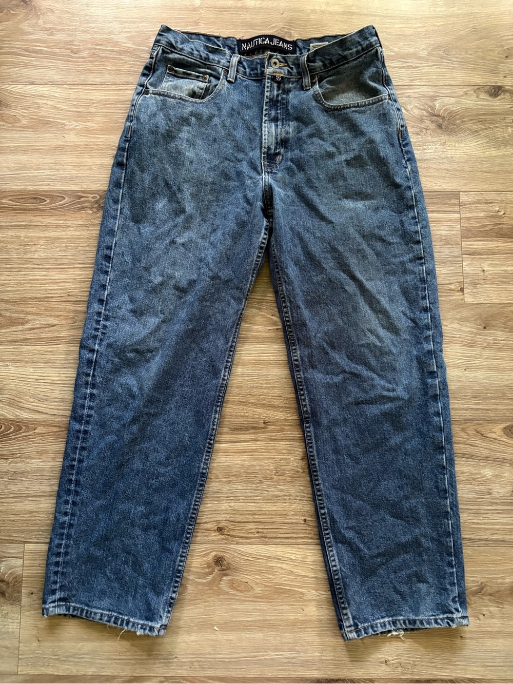 Nautica Men's Washed Blue Relaxed Jeans